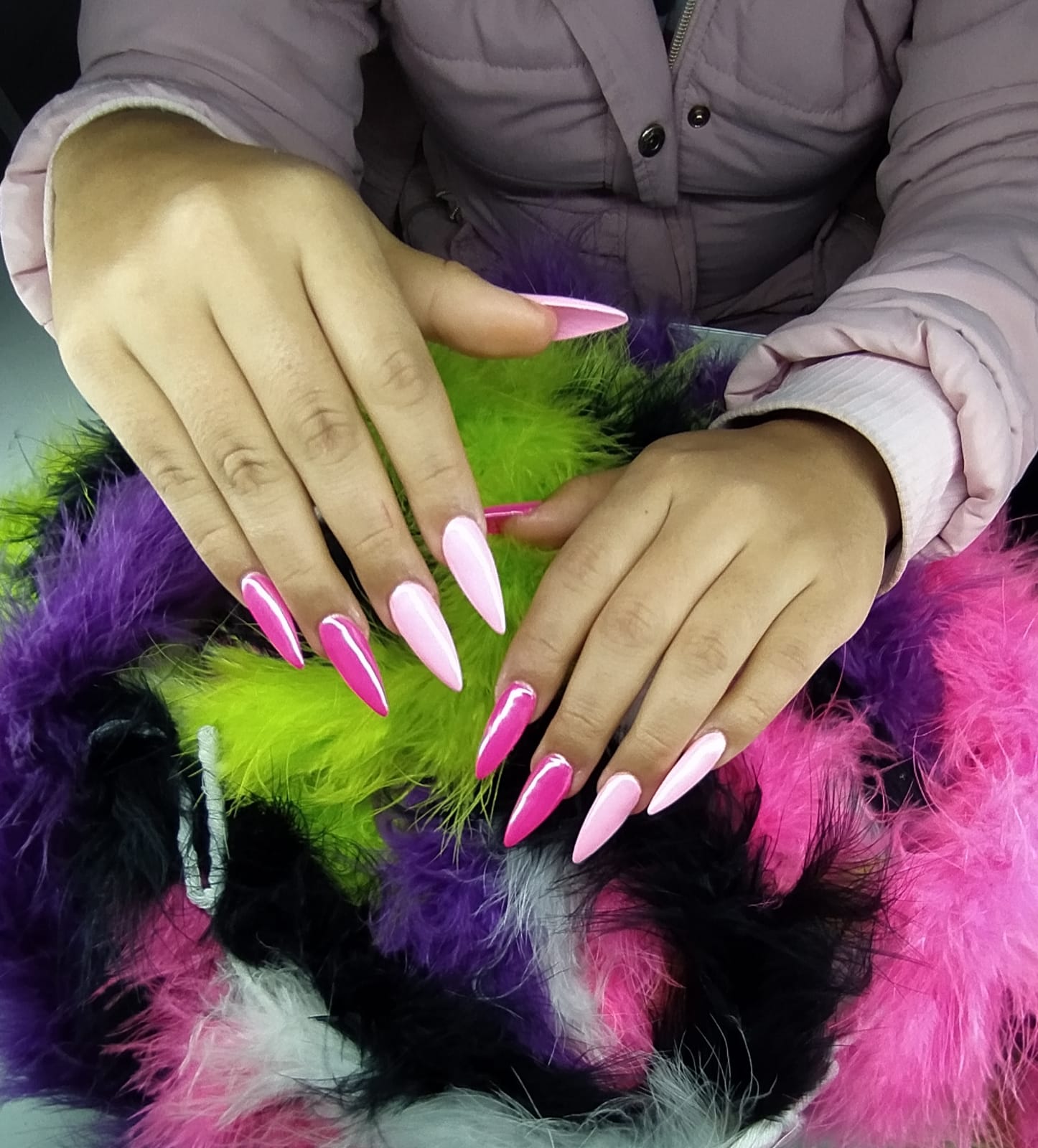 Manicura francesa moderna